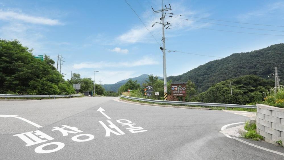 Hoengseong Daraegol Sanbang Pension Buitenkant foto